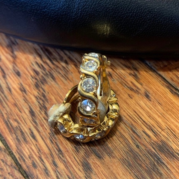 D’Orlan Gold & Diamond Costume Clip-On Earrings - Picture 4 of 9